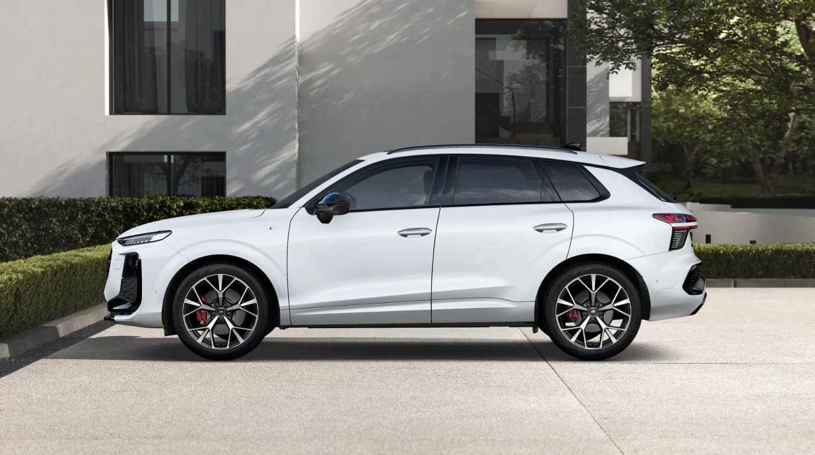 Audi Q3 SUV TFSI quattro 195 kW