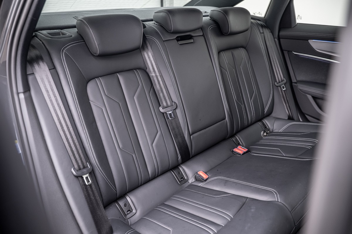 Audi A6 SEDAN 55 TFSI QUATTRO