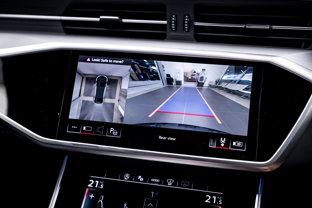 Audi A6 SEDAN 55 TFSI QUATTRO