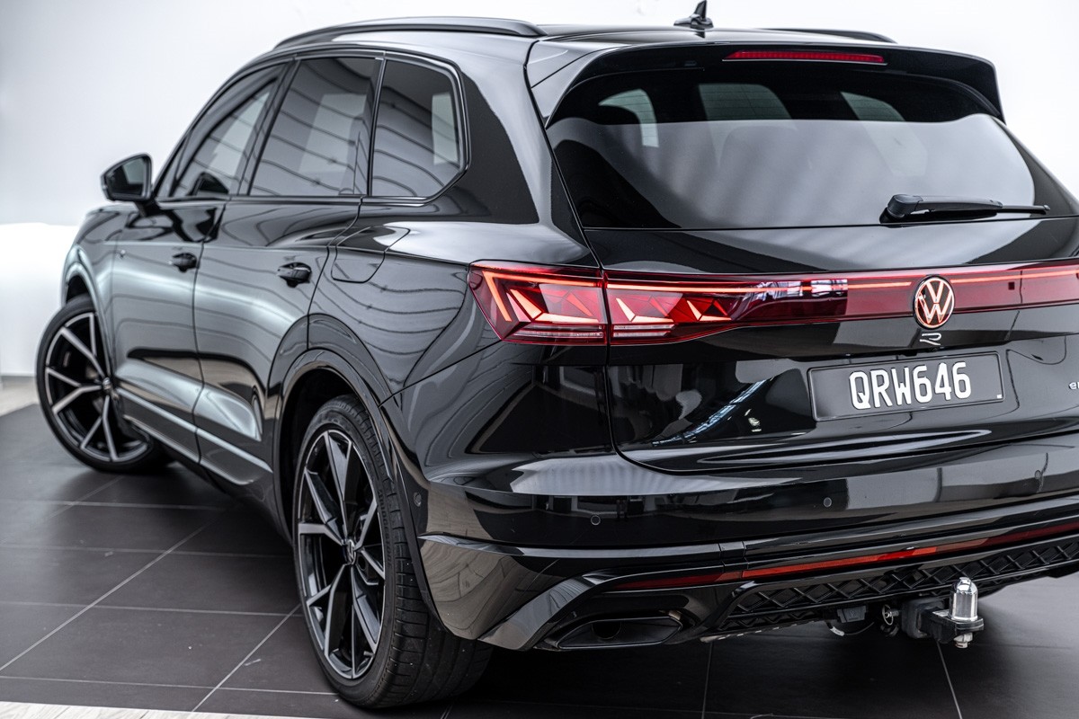 Volkswagen Touareg R Petrol PHEV 340kw