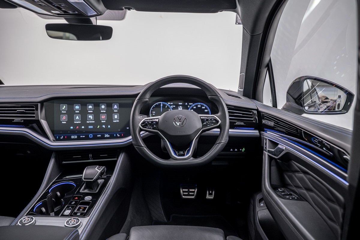 Volkswagen Touareg R Petrol PHEV 340kw