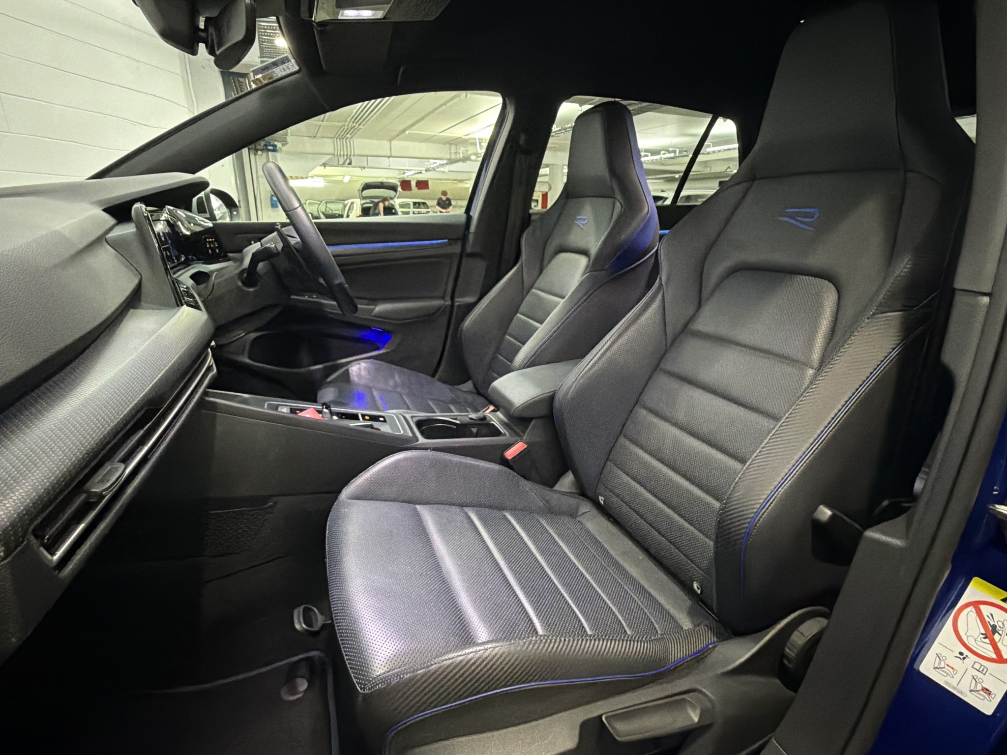 Volkswagen Golf R DSG