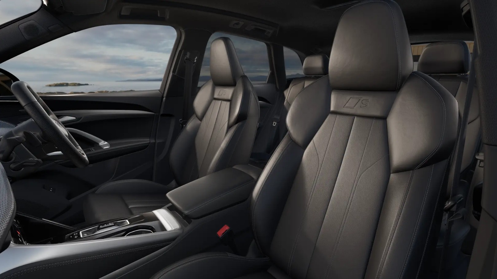 Audi Q5 E-HYBRID S LINE