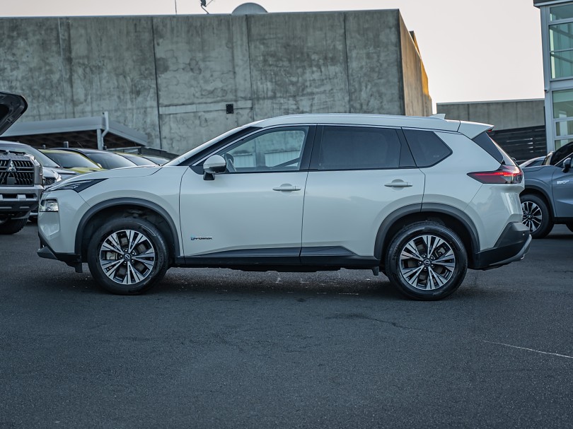 2023 Nissan X-Trail 5