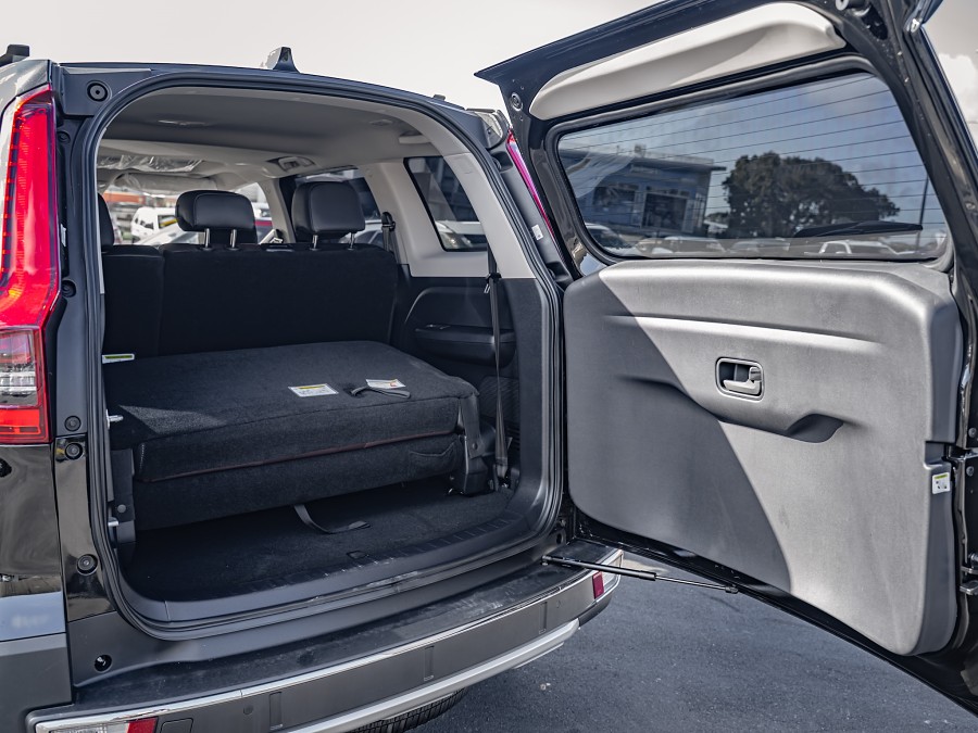 2026 Mahindra Scorpio 19
