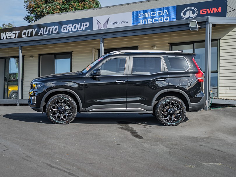 2026 Mahindra Scorpio 5