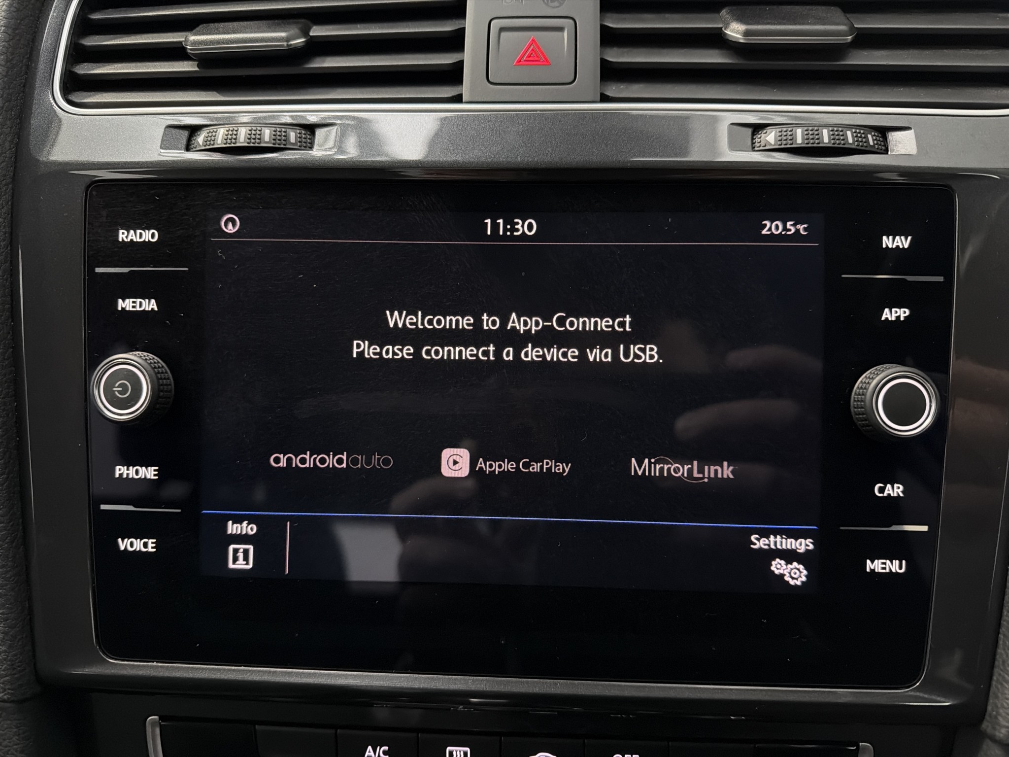 Volkswagen Golf TSI COMFORTLINE 1.4P