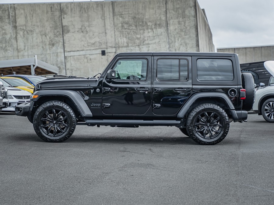 2023 Jeep Wrangler 5