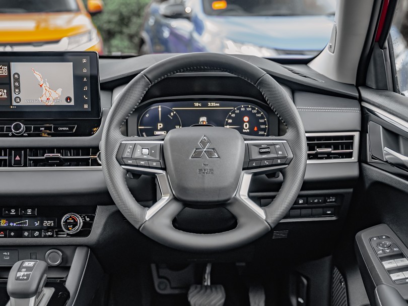2026 Mitsubishi Outlander 11