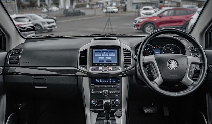 2015 Holden Captiva 10