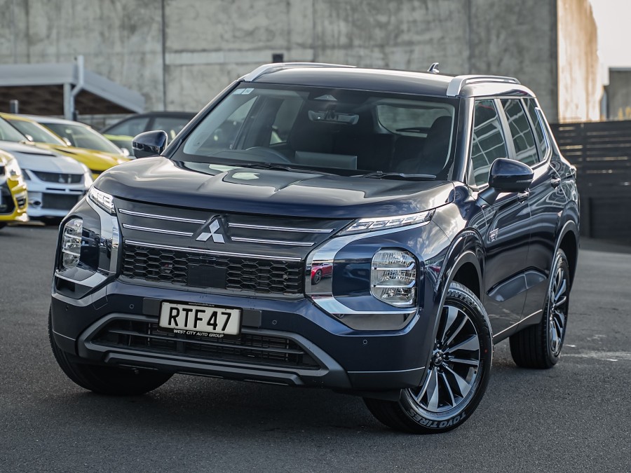 2026 Mitsubishi Outlander 1