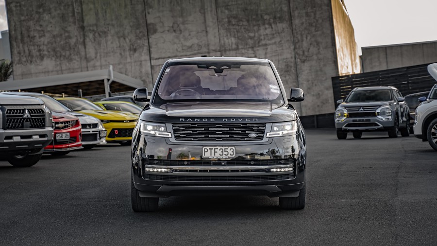 2023 Land Rover Range Rover 3
