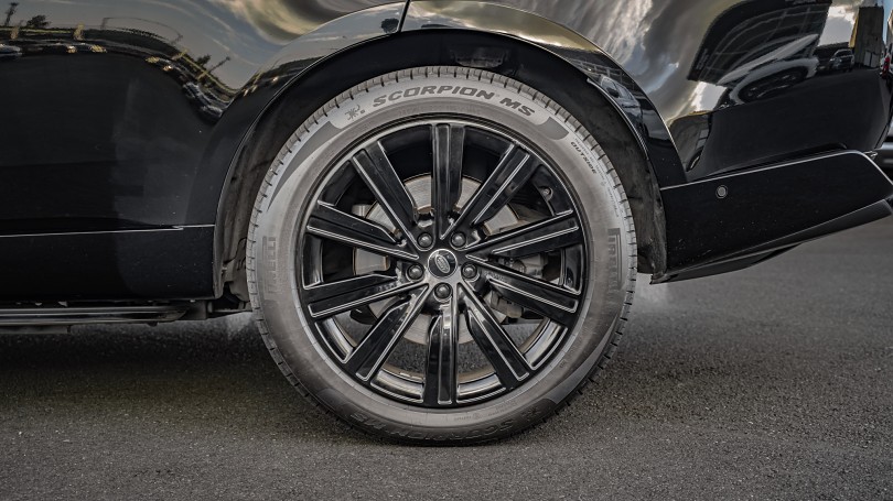 2023 Land Rover Range Rover 7