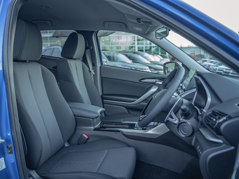 2026 Mitsubishi Eclipse Cross 8
