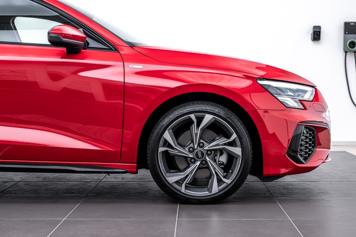 Audi A3 40 TFSI QUATTRO S LINE