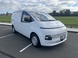 2022 Hyundai Staria