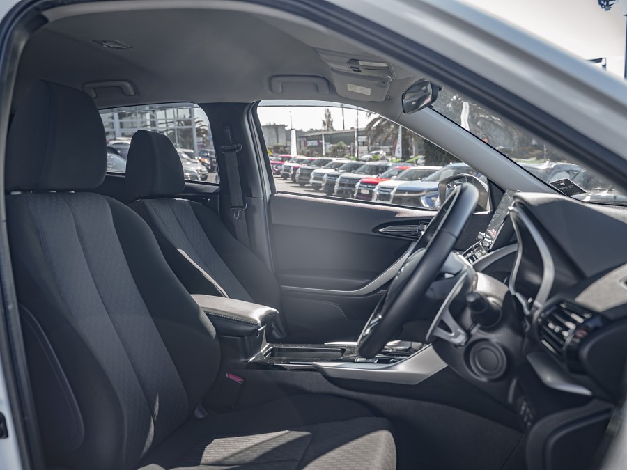 2022 Mitsubishi Eclipse Cross 9