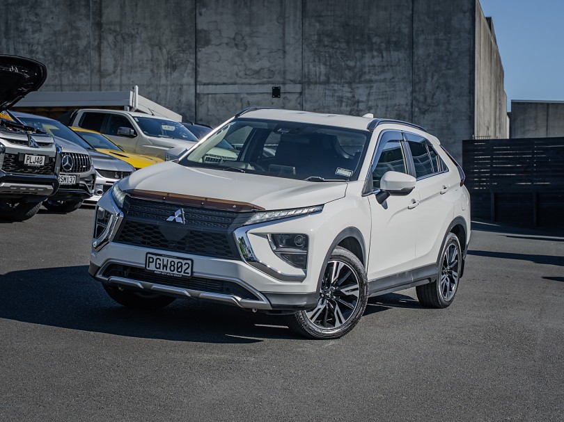 2022 Mitsubishi Eclipse Cross 1