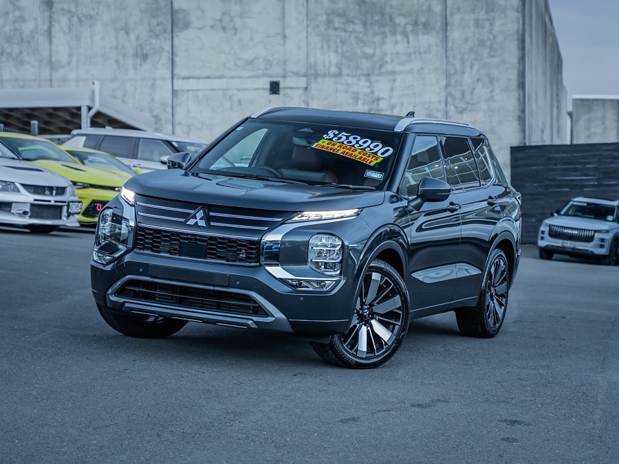 2026 Mitsubishi Outlander 1