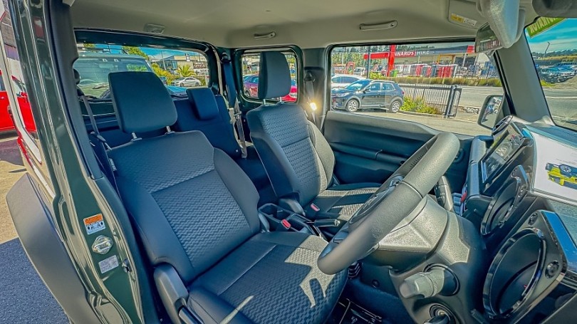 2026 Suzuki Jimny 8