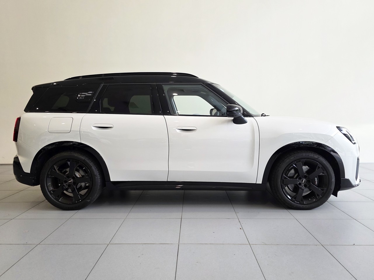 MINI Countryman S All4 John Cooper Works Style Package