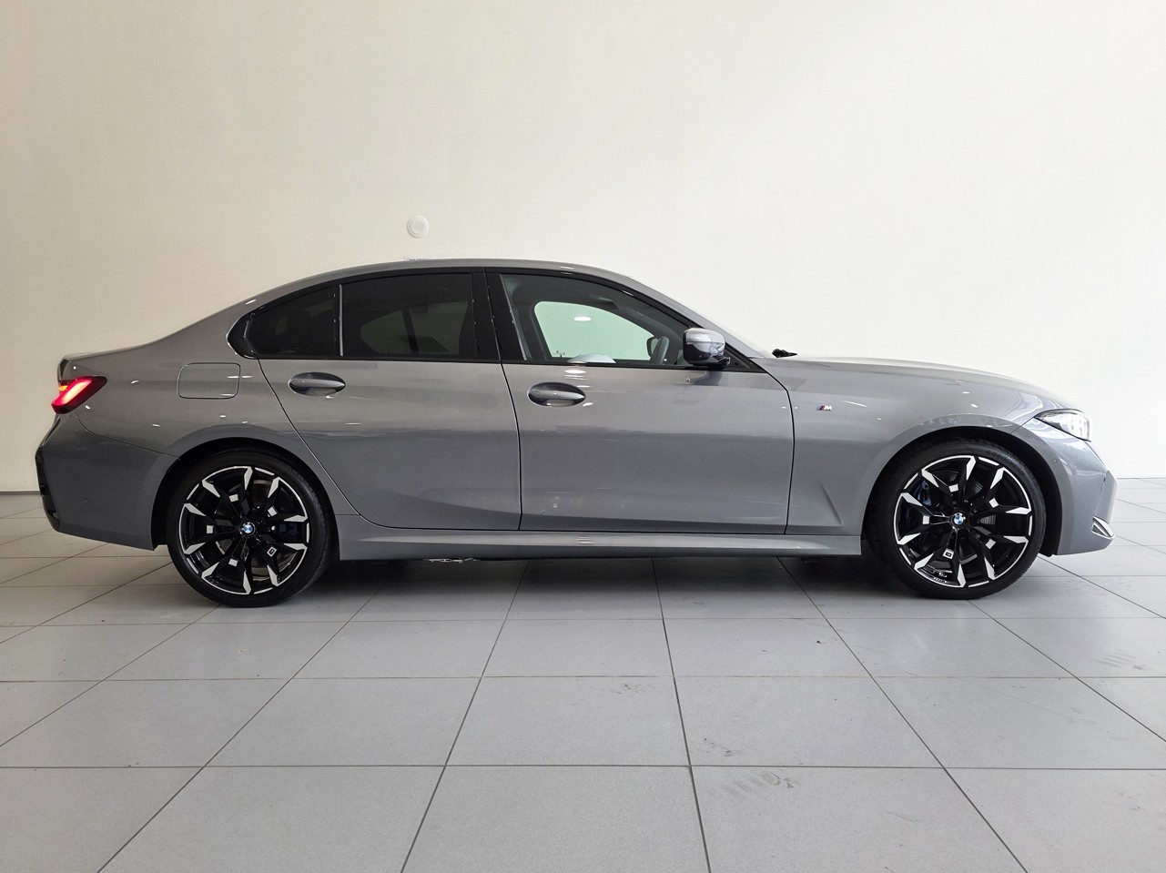 BMW 330e PHEV M Sport package