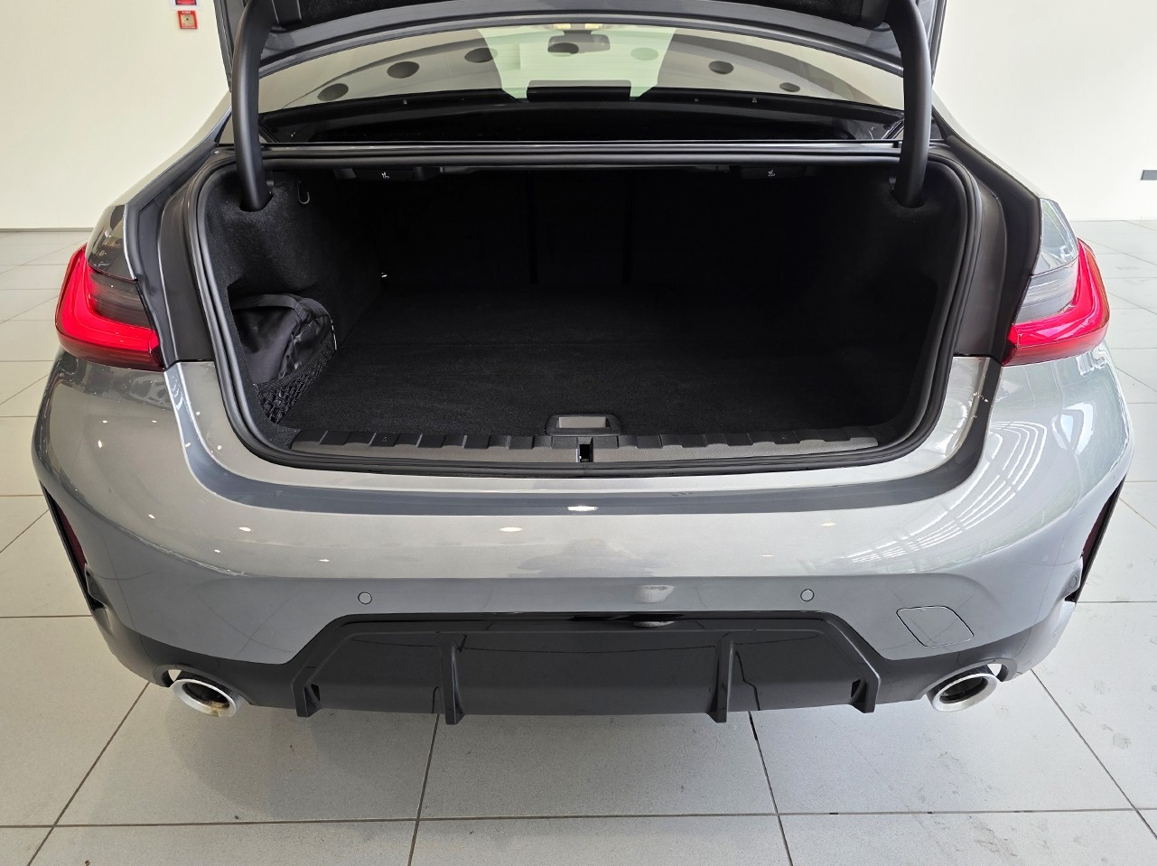 BMW 330e PHEV M Sport package