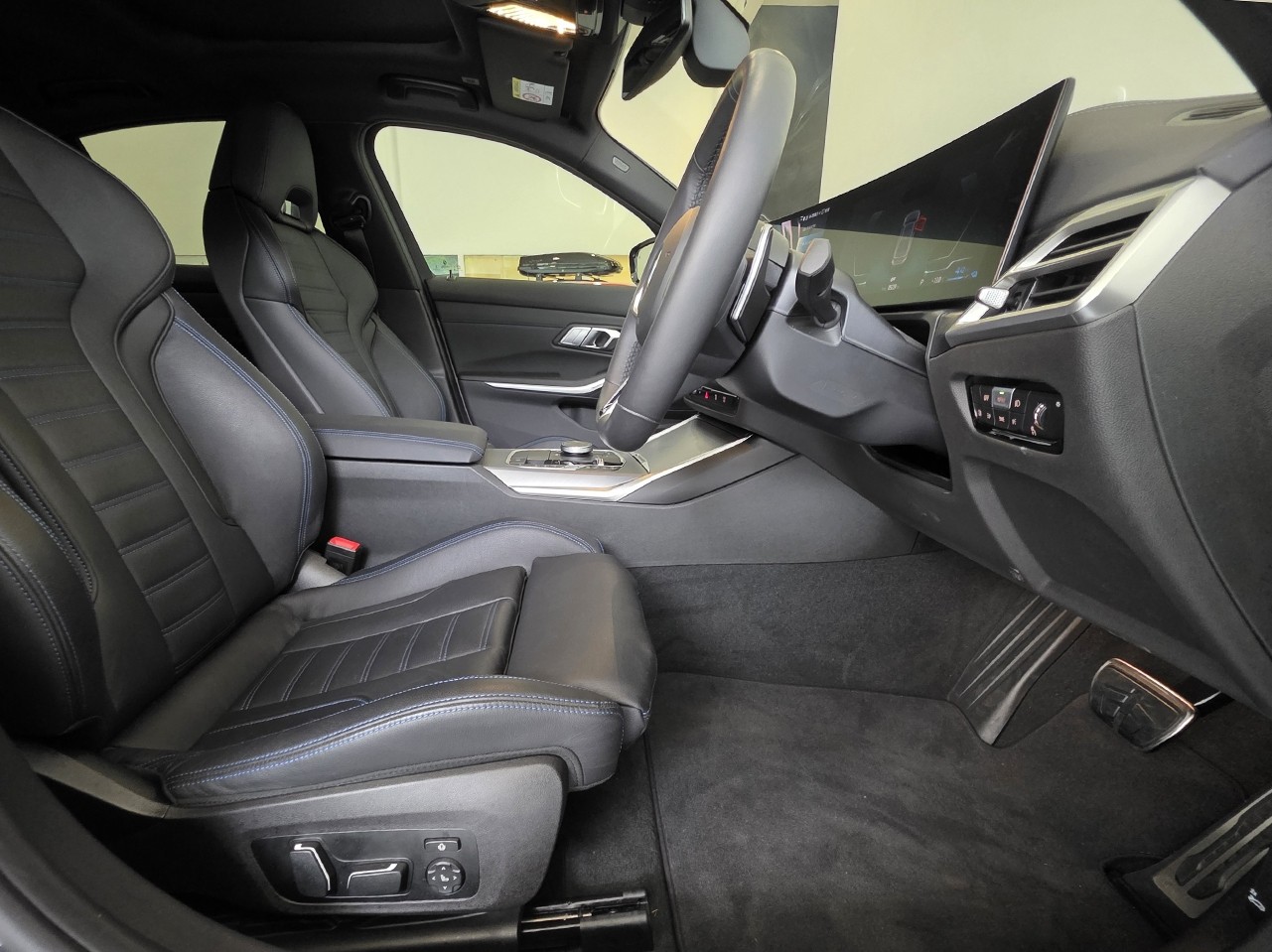 BMW 330e PHEV M Sport package