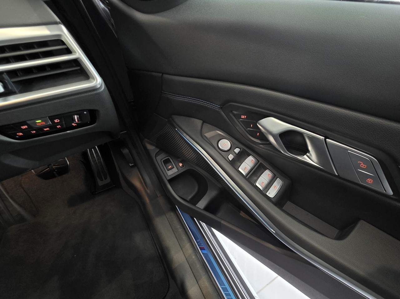 BMW 330e PHEV M Sport package