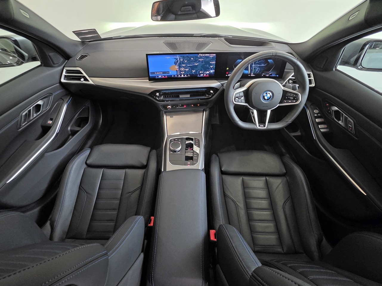 BMW 330e PHEV M Sport package