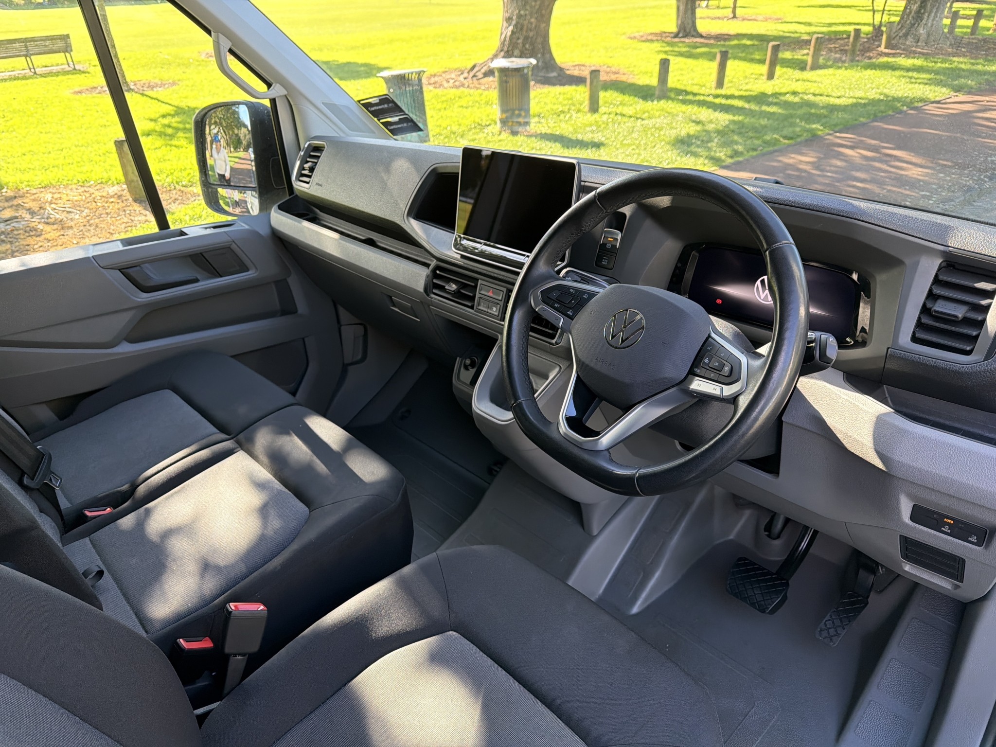 Volkswagen Crafter 35 103KW MWB 8 SPD AUTO