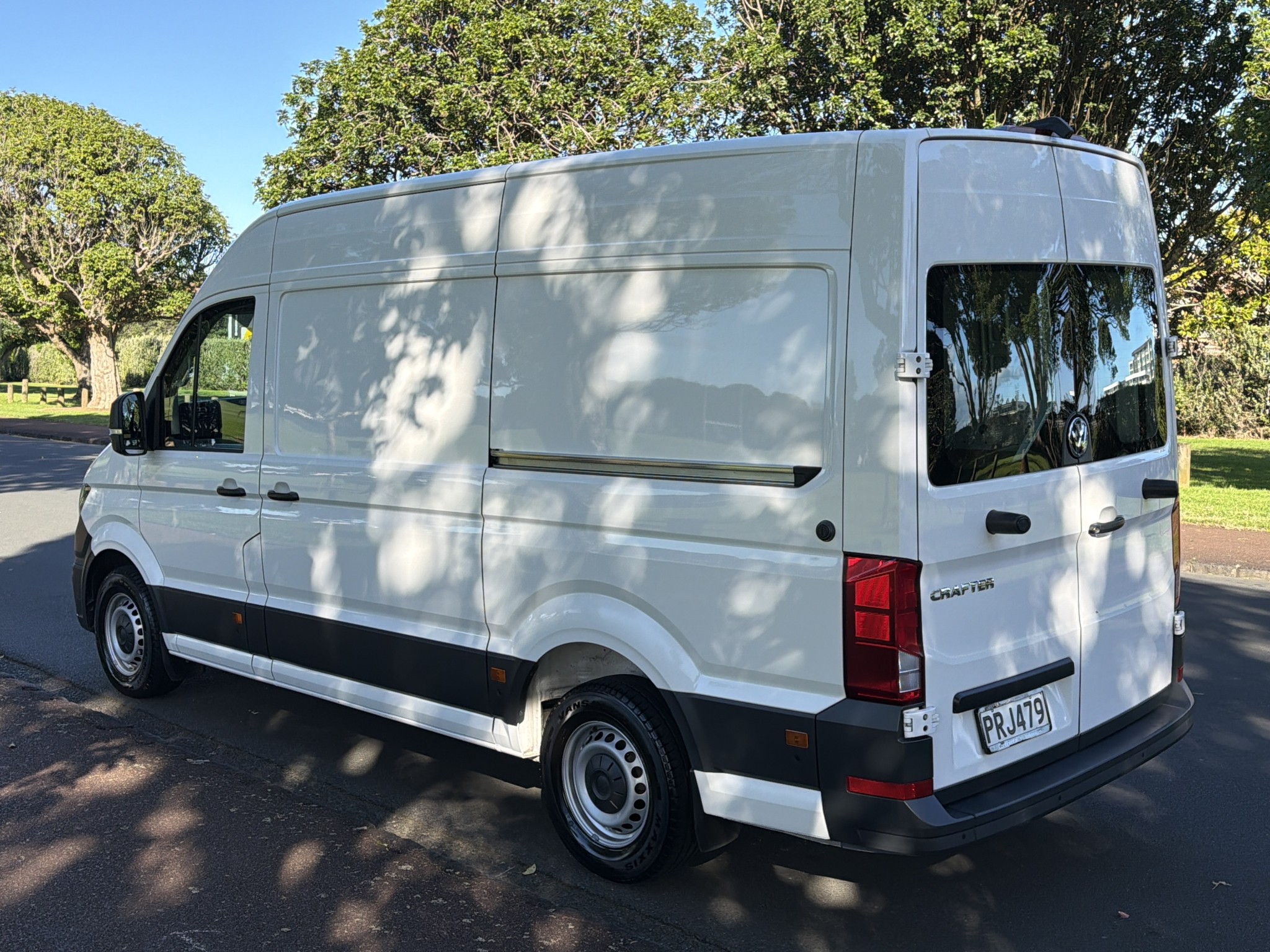 Volkswagen Crafter 35 MWB 103 2.0DT/8AT