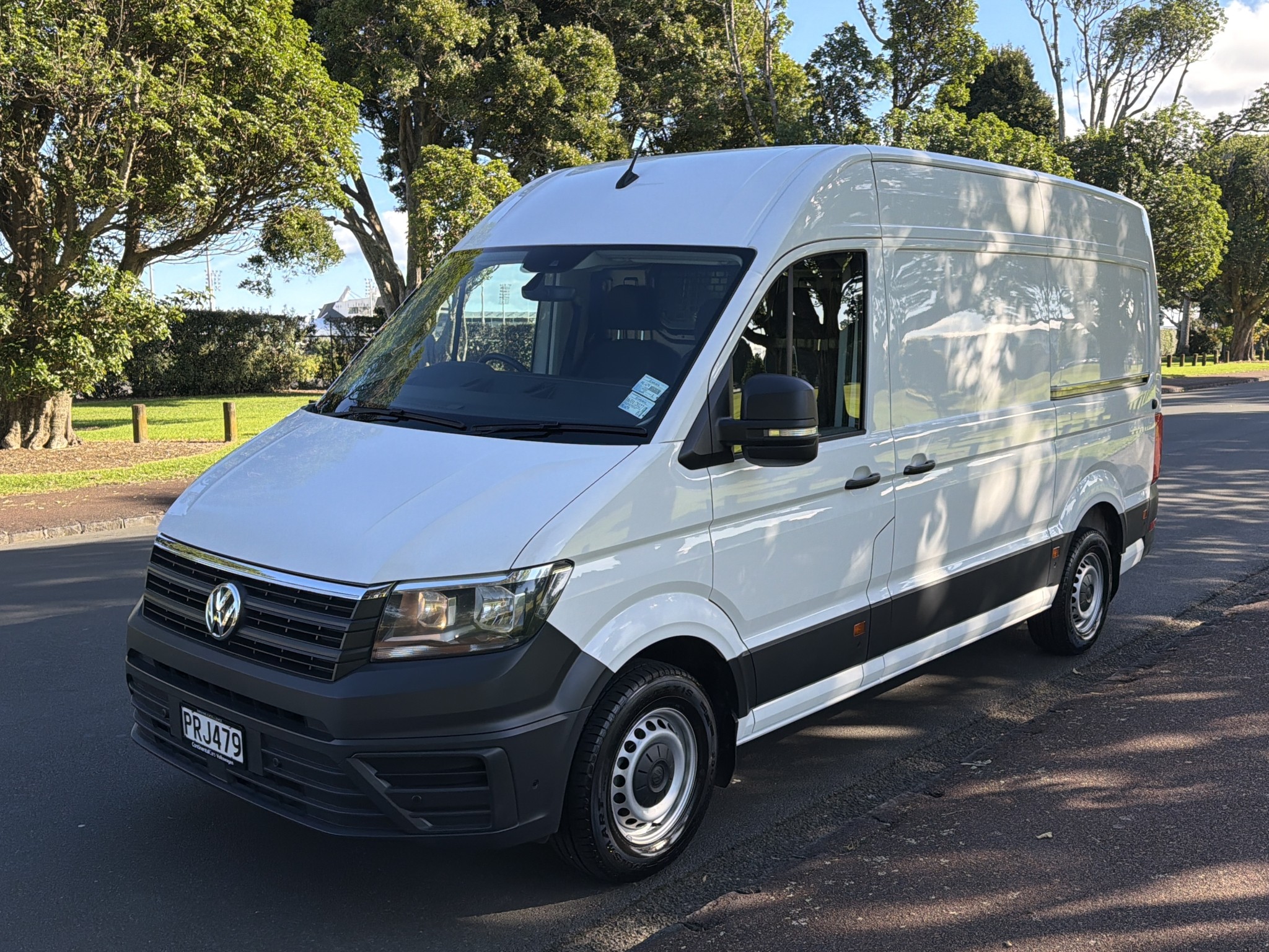 Volkswagen Crafter 35 MWB 103 2.0DT/8AT