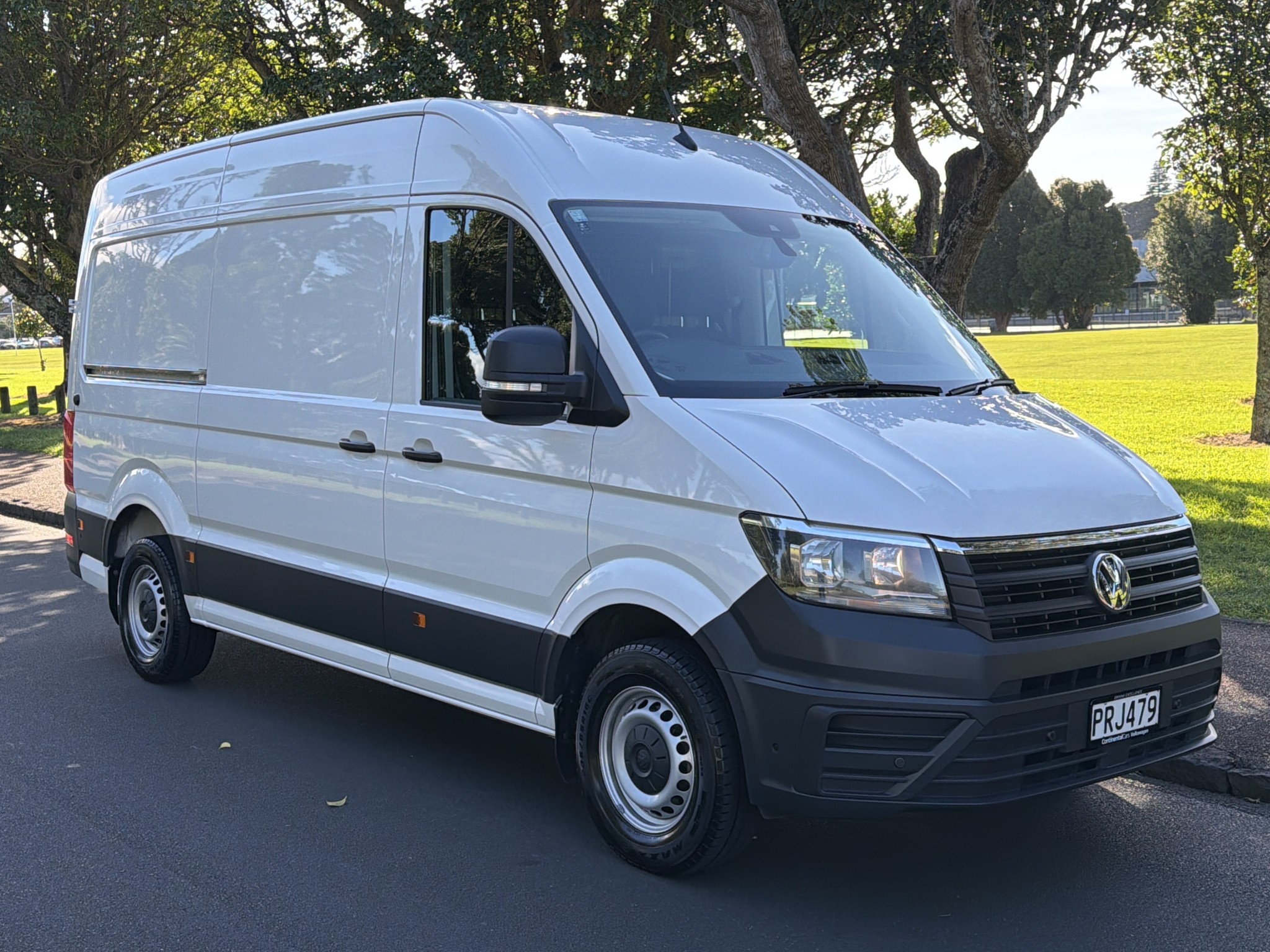 Volkswagen Crafter 35 MWB 103 2.0DT/8AT