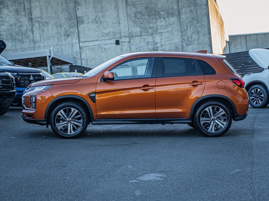 2025 Mitsubishi ASX 5