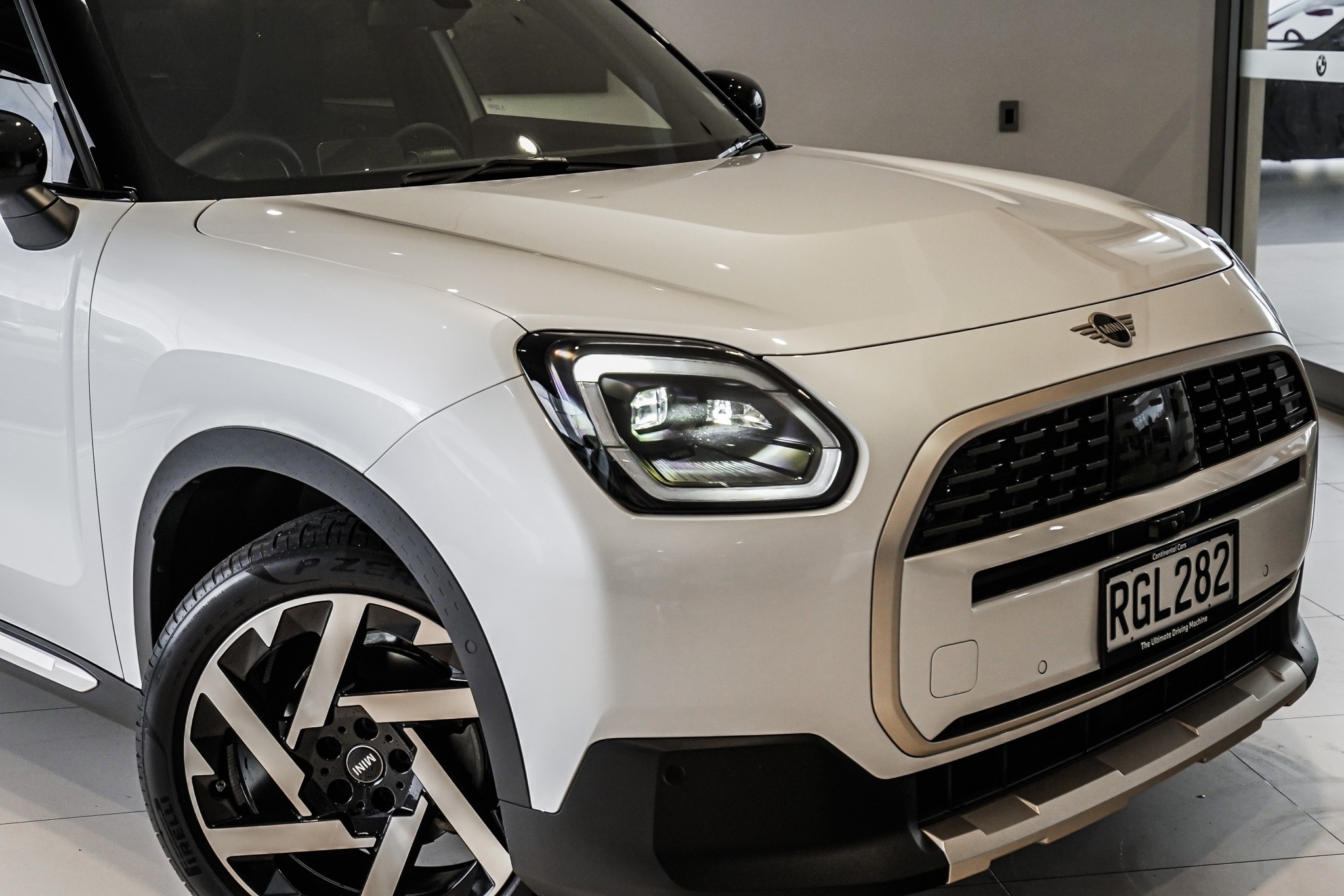 MINI Countryman 1.5L Turbo | Favoured