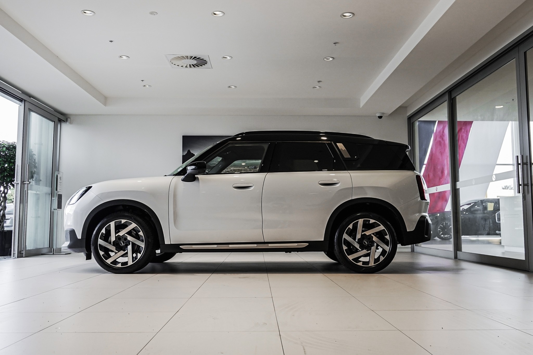 MINI Countryman 1.5L Turbo | Favoured