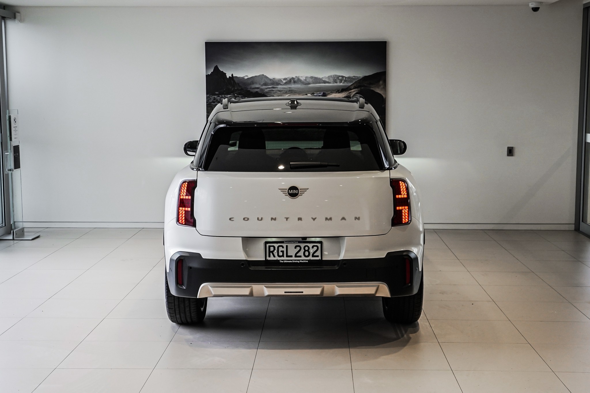 MINI Countryman 1.5L Turbo | Favoured