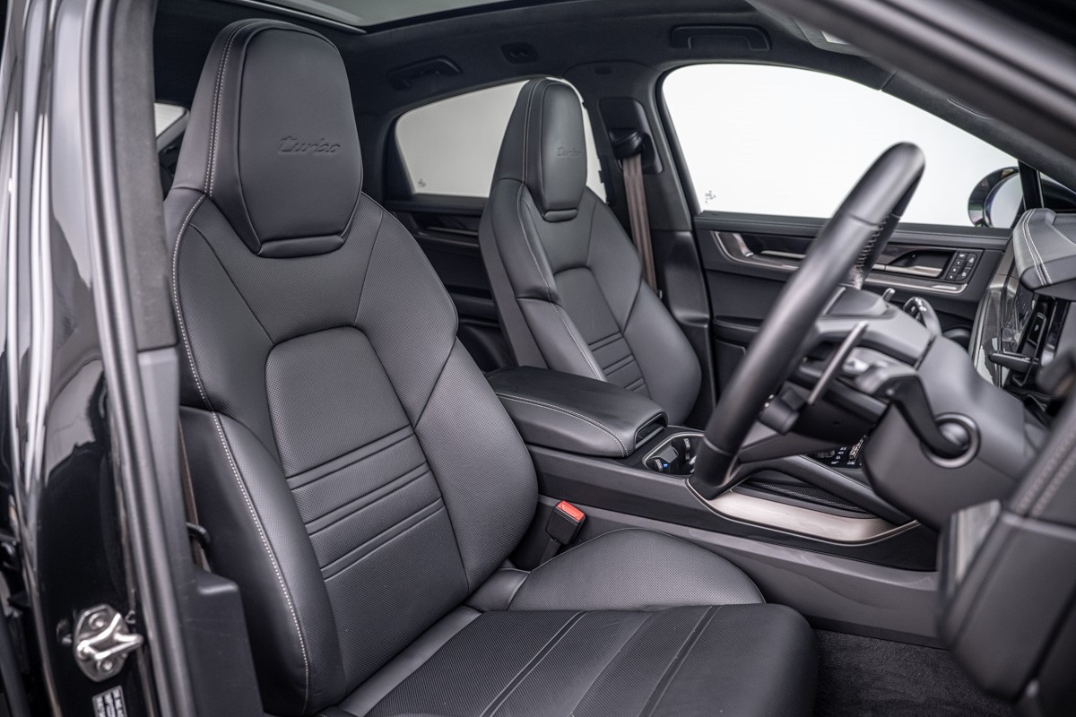 Porsche Cayenne Turbo E-Hybrid Coupe (E3 II)