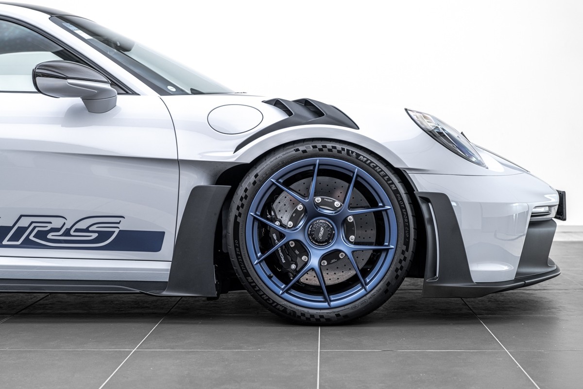 Porsche 911 GT3 RS (992) Weissach Package