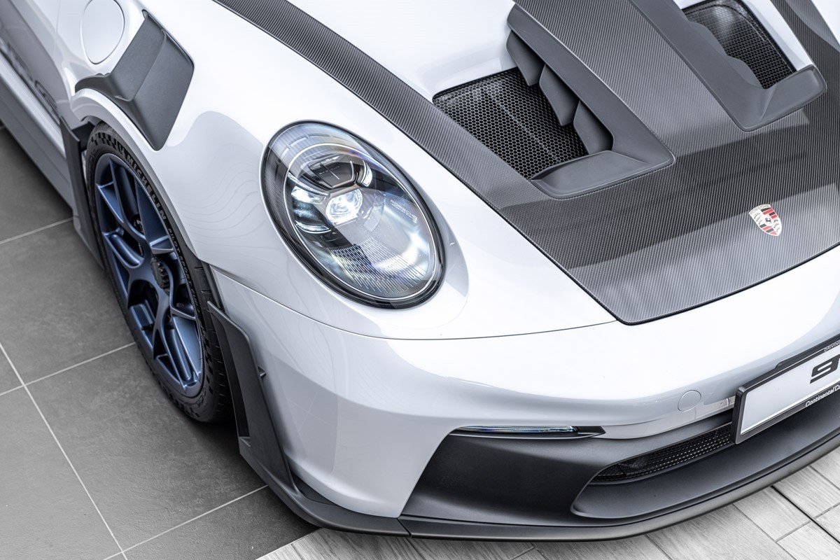 Porsche 911 GT3 RS (992) Weissach Package