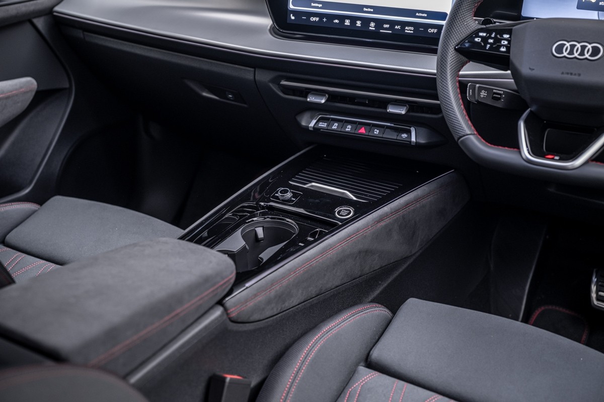 Audi Q3 SUV TFSI QUATTRO 195 KW