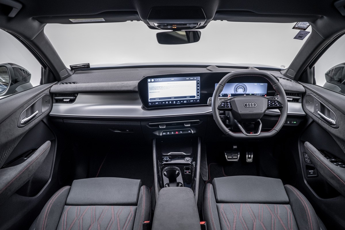 Audi Q3 SUV TFSI QUATTRO 195 KW