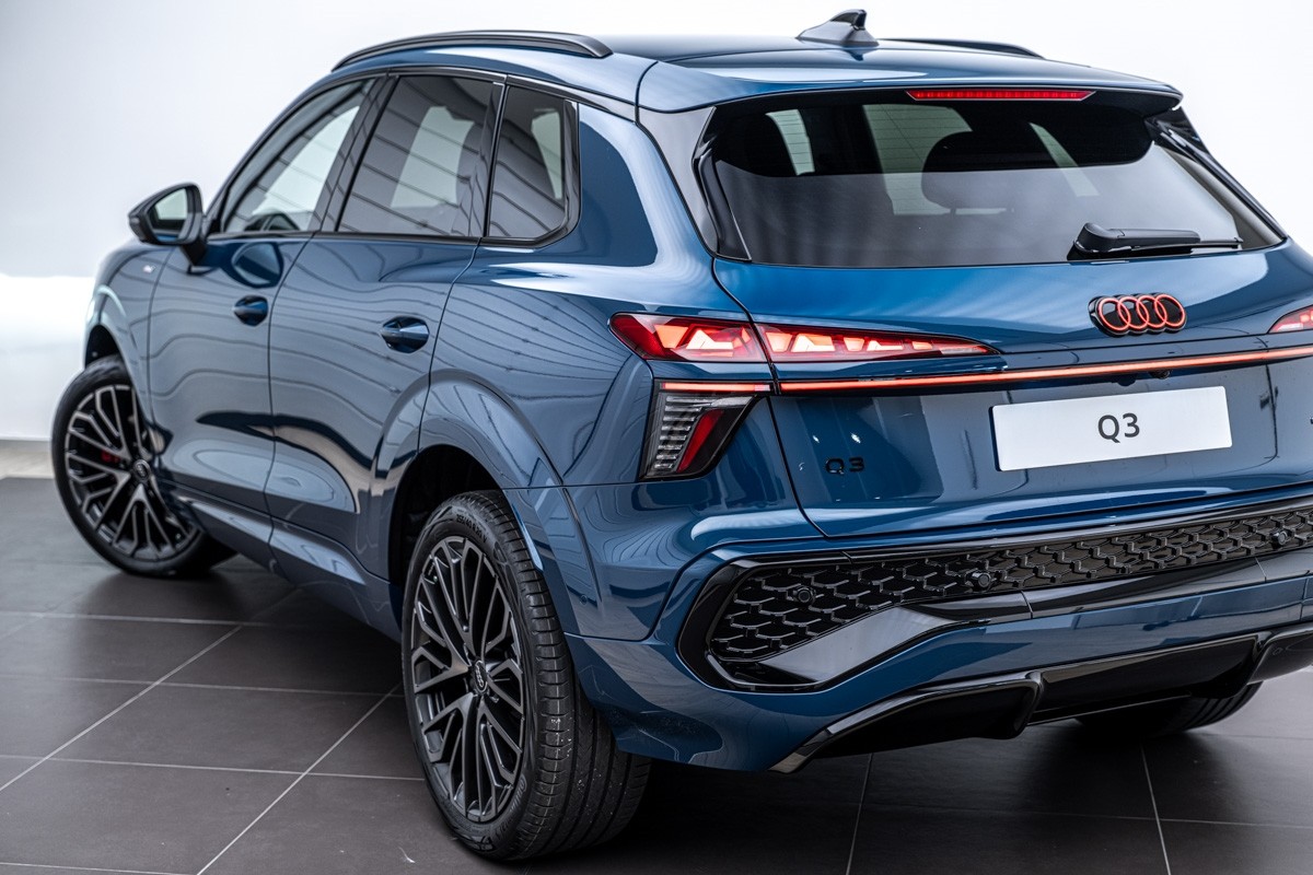 Audi Q3 SUV TFSI QUATTRO 195 KW