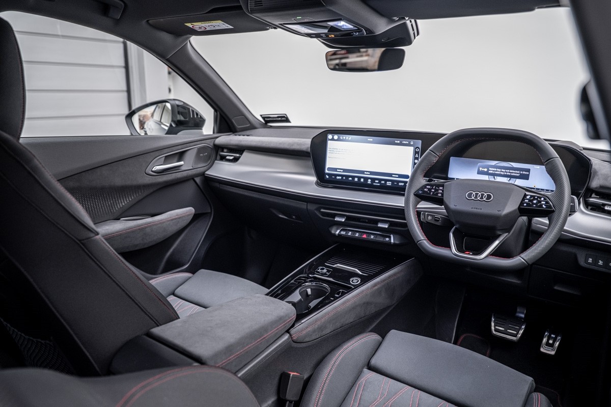 Audi Q3 SUV TFSI QUATTRO 195 KW