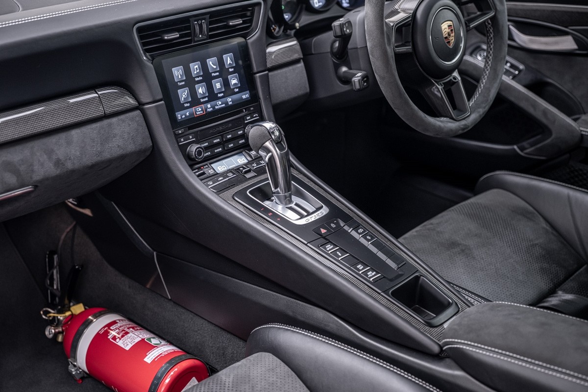 Porsche 911 GT3 RS (991.2) Weissach Package
