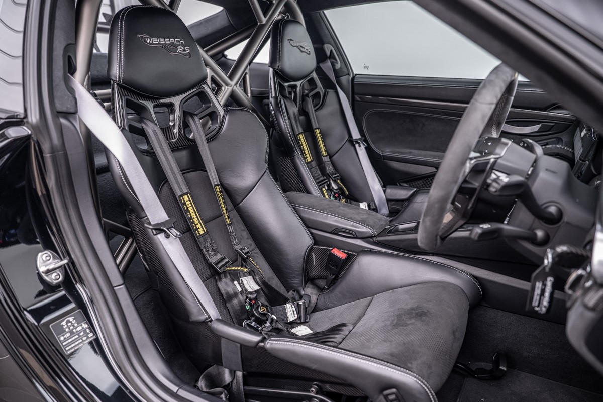 Porsche 911 GT3 RS (991.2) Weissach Package