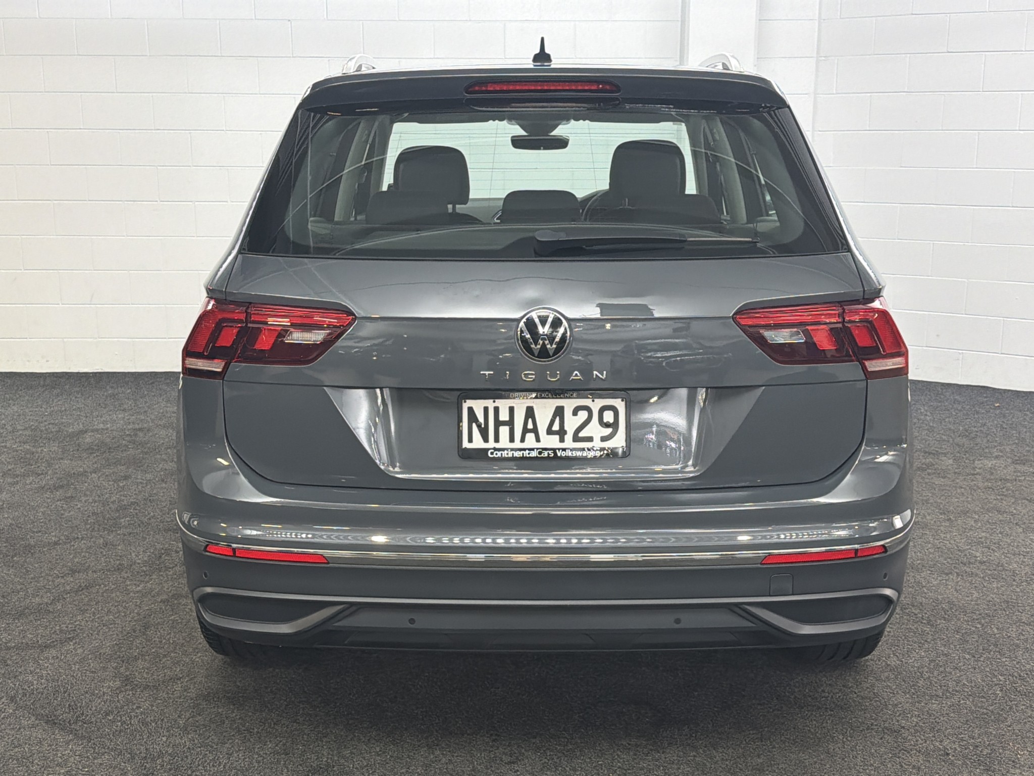 Volkswagen Tiguan TSI LIFE 2WD 1.4PT