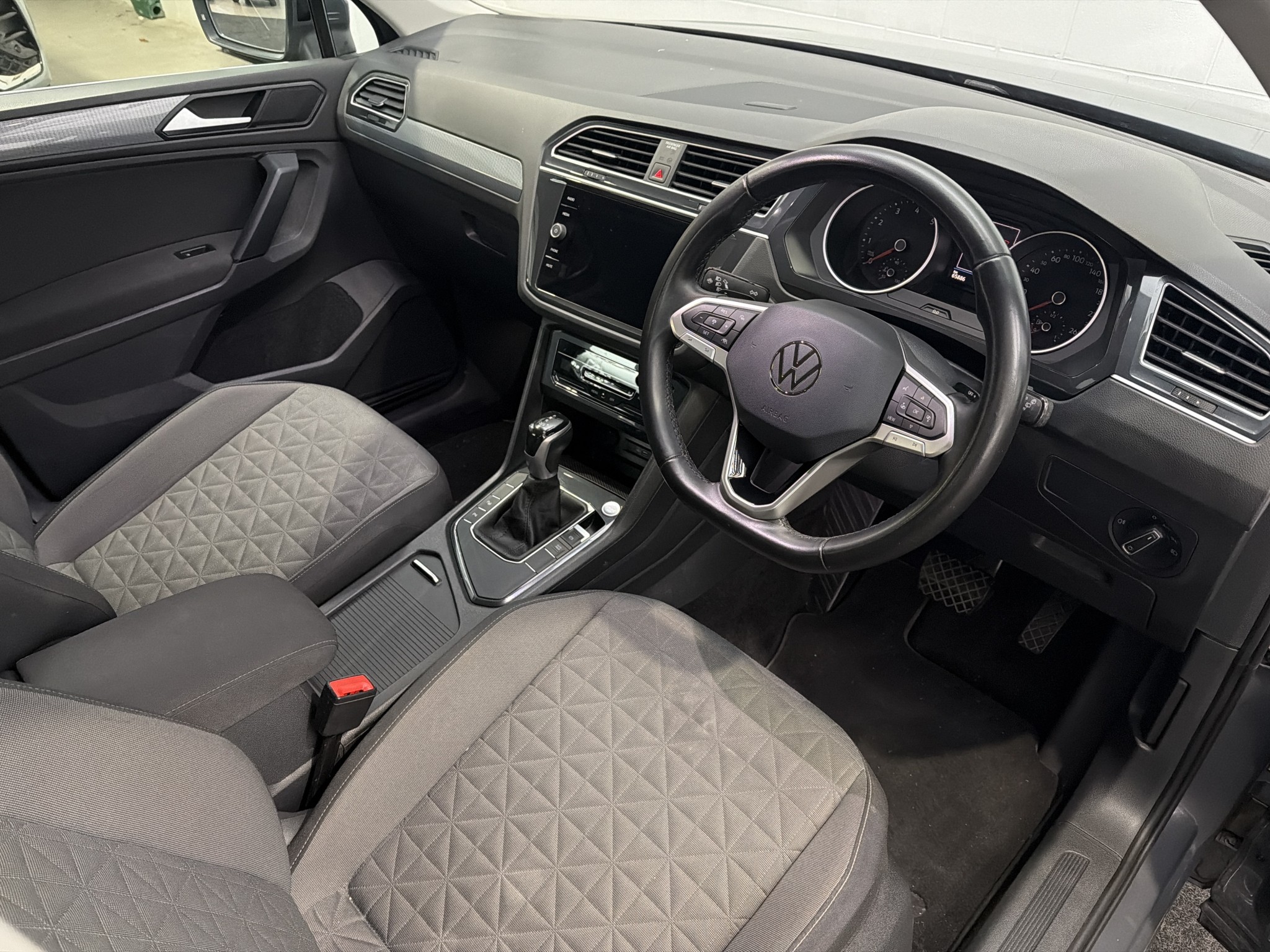 Volkswagen Tiguan TSI LIFE 2WD 1.4PT