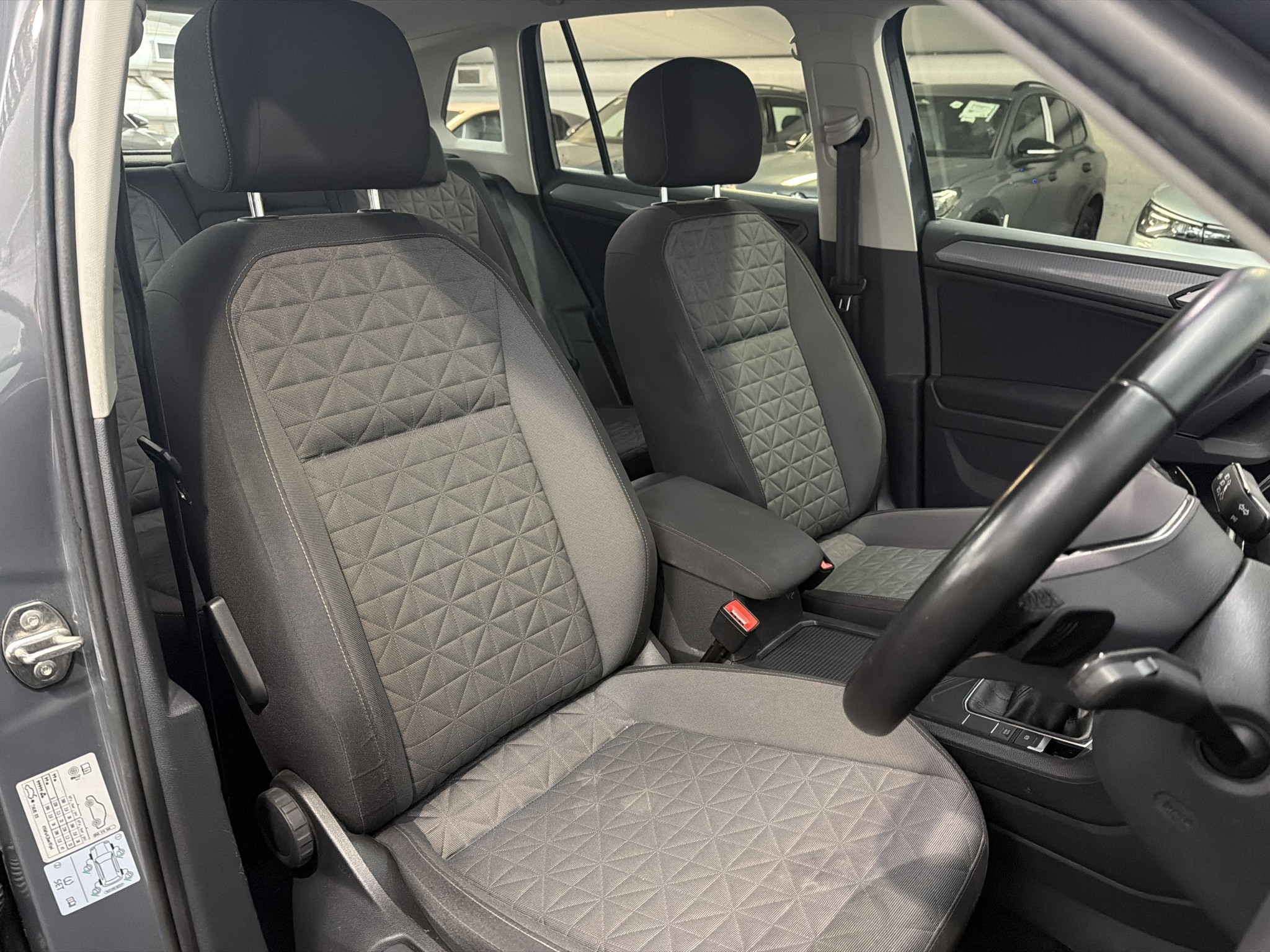 Volkswagen Tiguan TSI LIFE 2WD 1.4PT